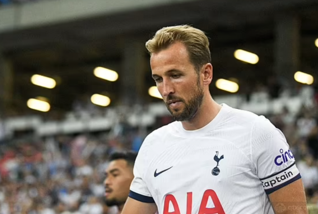 开拓者记者：杨瀚森在揭幕战肯定会出场，他场均可以出场18分钟