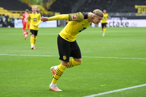 在足球场上 在足球场上