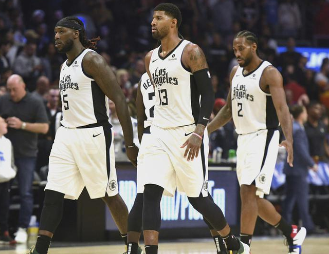 后点包抄 后点包抄