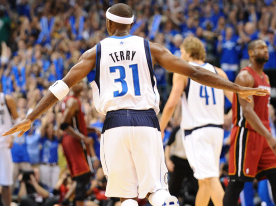 萨索洛2-2比萨，恩佐拉、马蒂奇破门，索尔茨维特读秒绝平